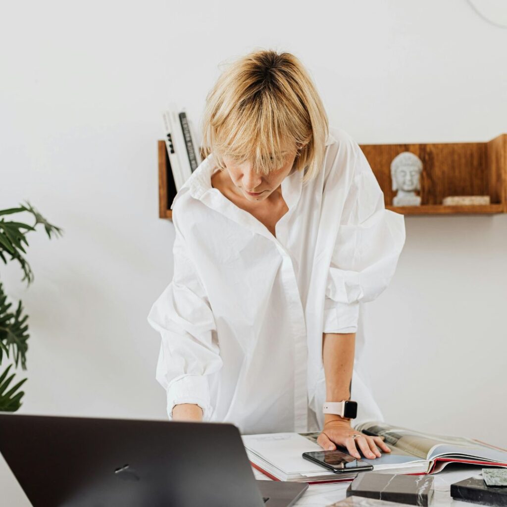 reclaim 15 hours a week with a va, VA, time audits. delegation, grow your business, virtual assistant